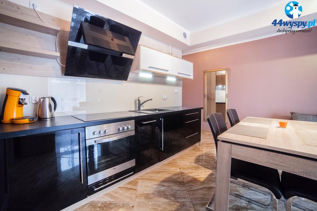 Four Seasons Aquamarina Apartment Swinoujscie Room photo