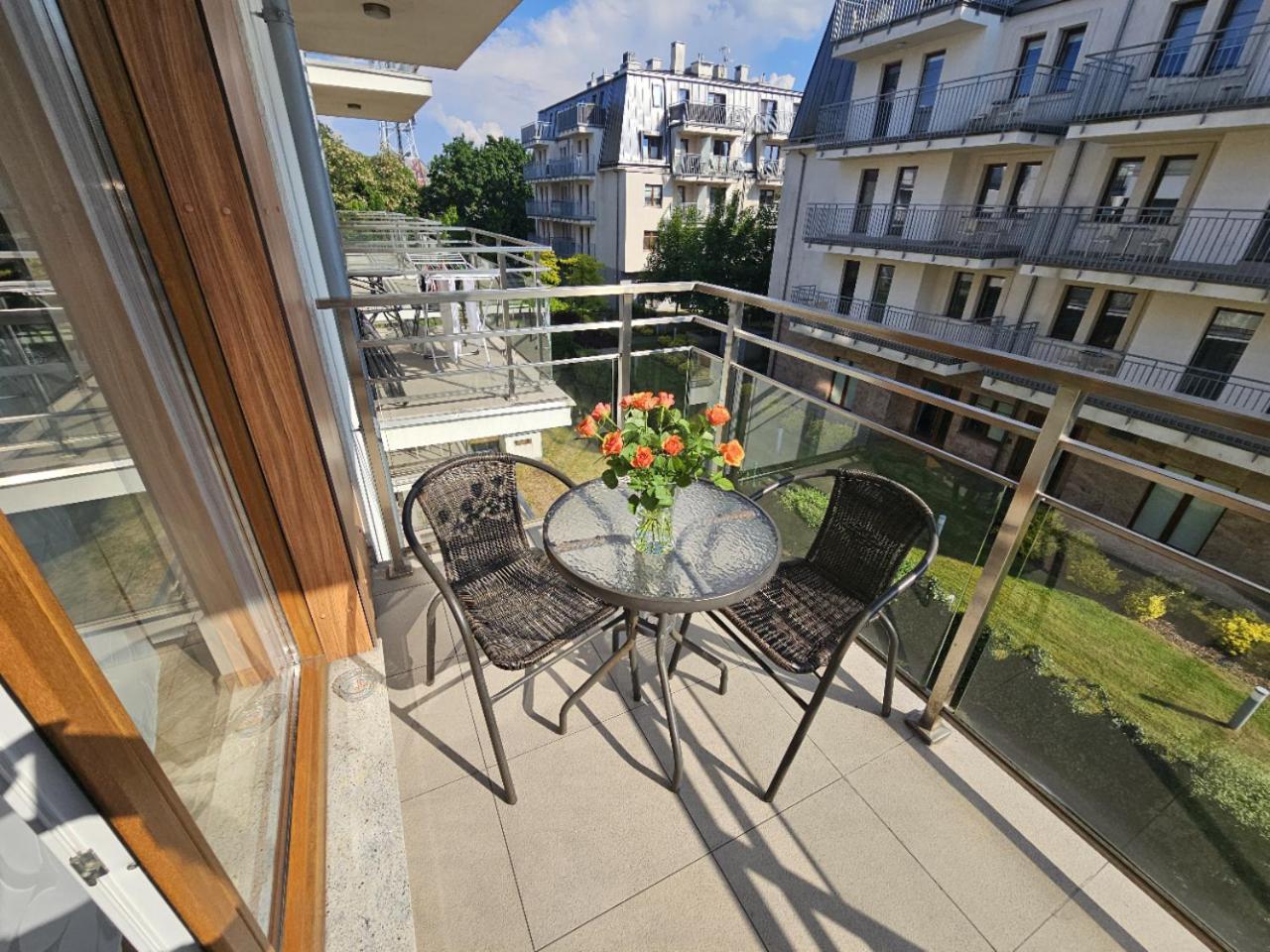 Four Seasons Aquamarina Apartment Swinoujscie Exterior photo